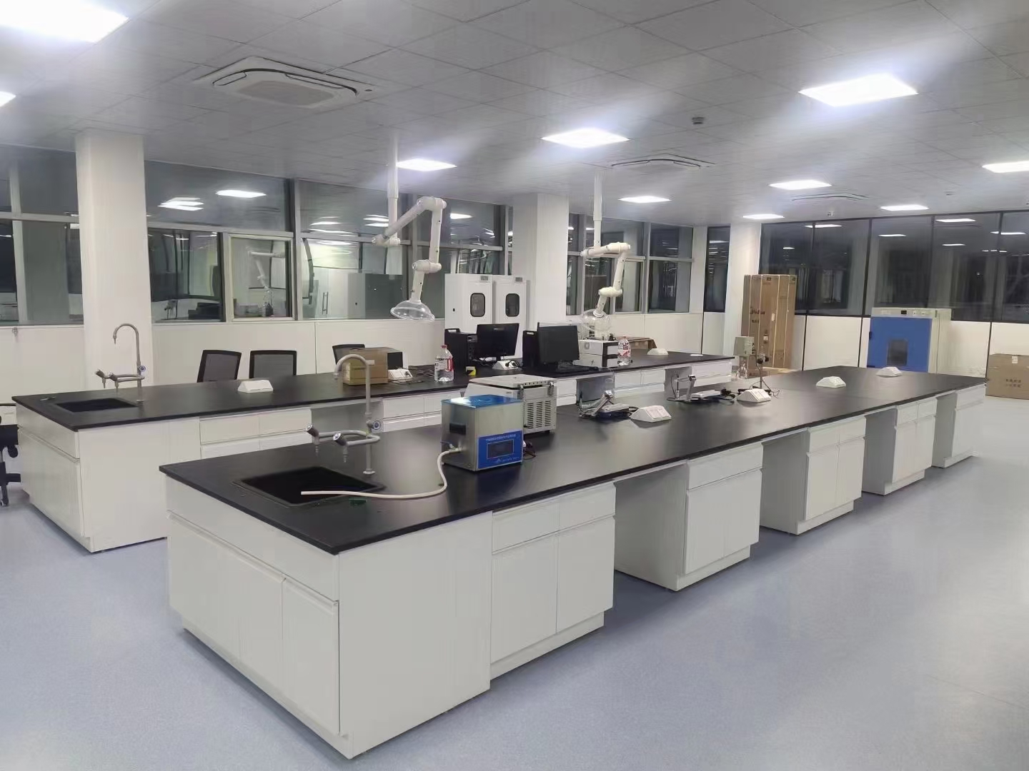 實(shí)驗(yàn)室施工重點(diǎn)是什么？施工團(tuán)隊(duì)去哪里找？